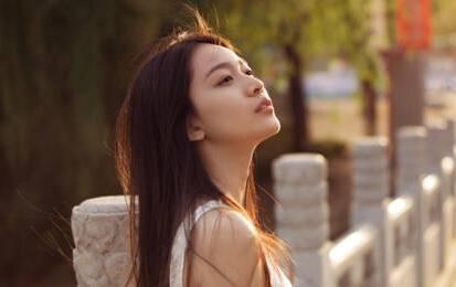 中戏最美校花郑水晶 毕业首秀《如懿传》